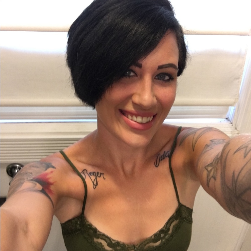 Meet your Posher, Kelly